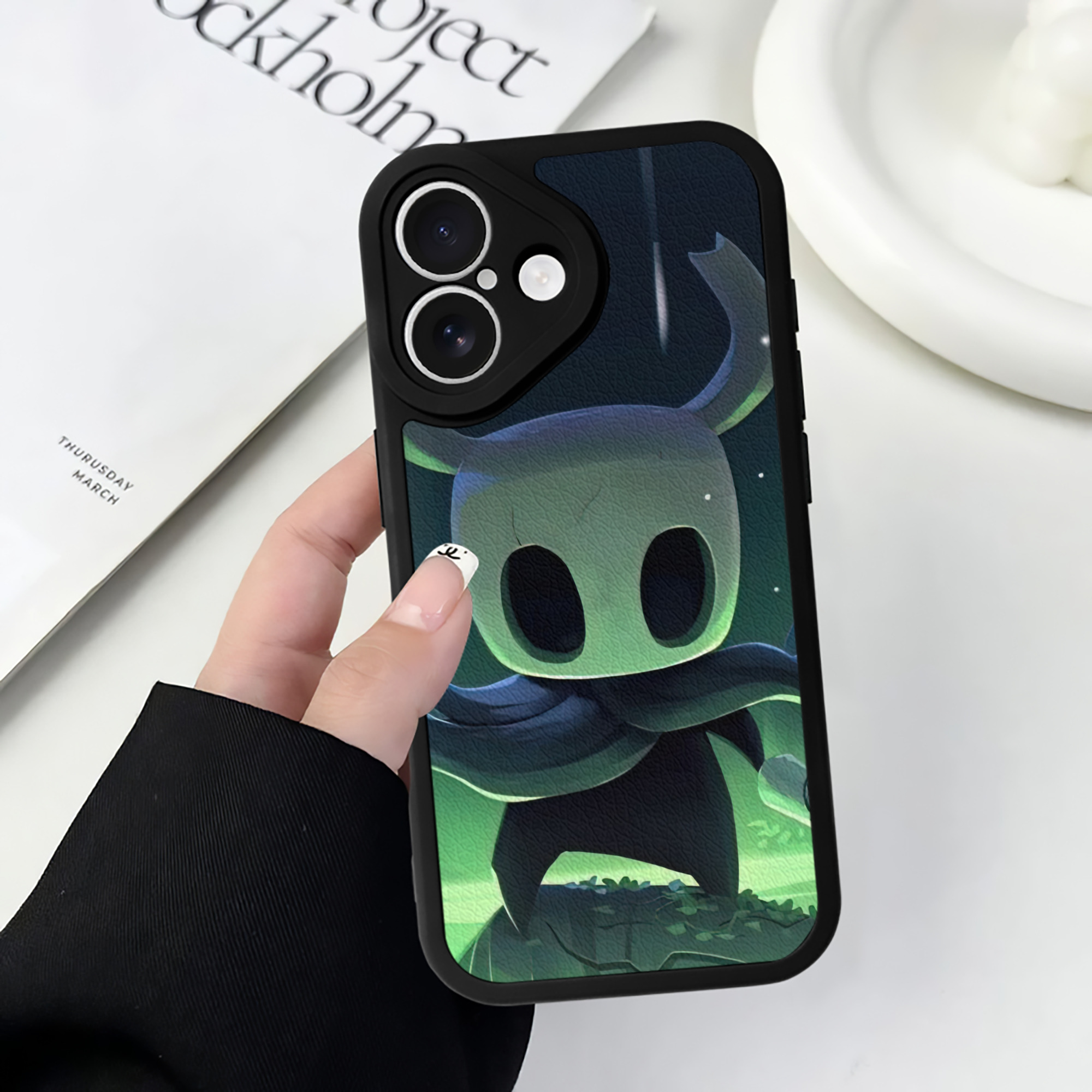 （画像用） Deadpool デッドプール 【iPhone 16シリーズ対応】シリコンスマホケース（レザー調） 材質：シリコン